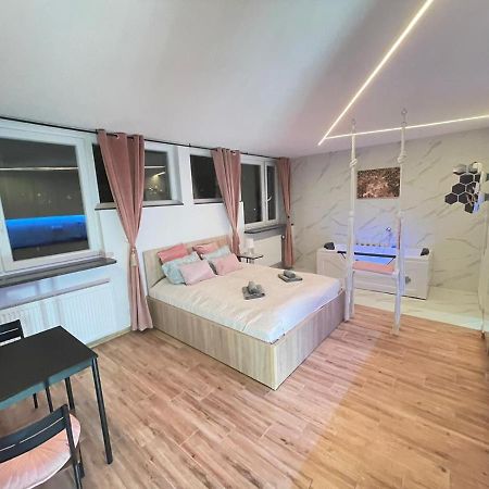 Yourapart Jacuzzi Przy Zamku Krolewskim Βαρσοβία Εξωτερικό φωτογραφία