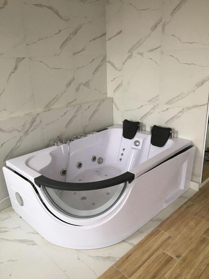 Yourapart Jacuzzi Przy Zamku Krolewskim Βαρσοβία Εξωτερικό φωτογραφία